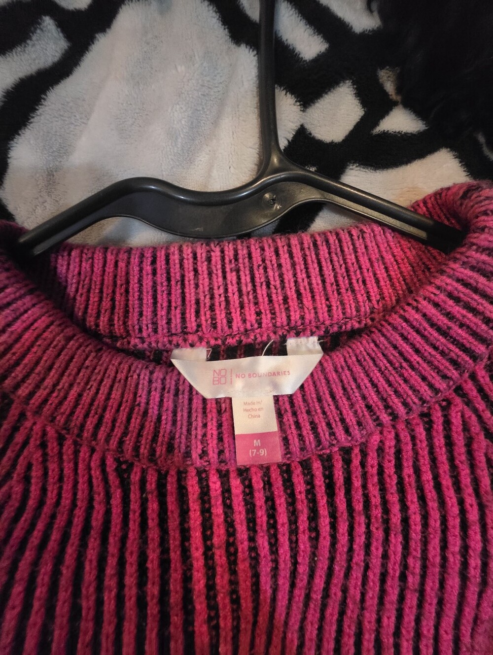 No Boundaries Hot Pink & Black Ribbed Crewneck Sweater